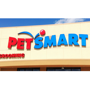 PetSmart : a new store opens in Whitby